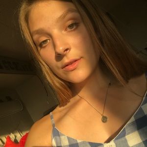 Meet your Posher, Josalyn